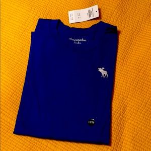 13/14 Boys Abercrombie Long sleeve